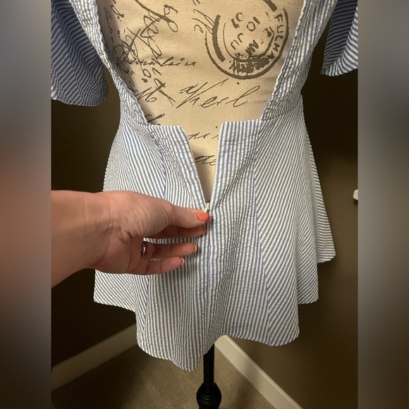 NWT Young 17 top, size S - Picture 2 of 6